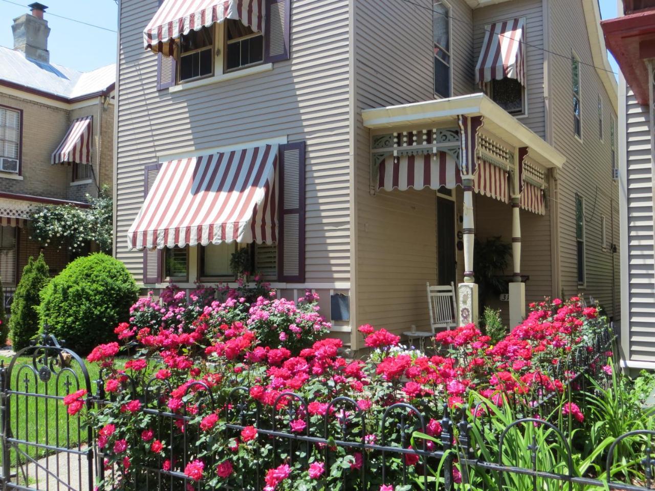 Weller Haus Bed, Breakfast & Event Center Bed & Breakfast Bellevue Luaran gambar